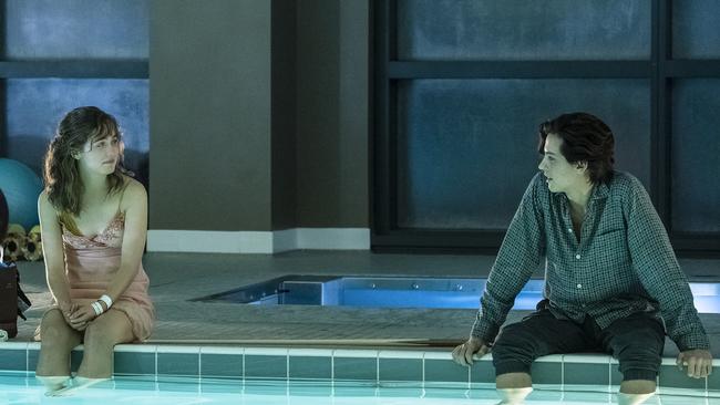 Haley Lu Richardson and Cole Sprouse in a scene from the movie Five Feet Apart. Roadshow Films.