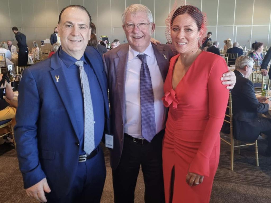 Peter V'landys, Alex Ferguson and Mel McLaughlin at Rosehill.