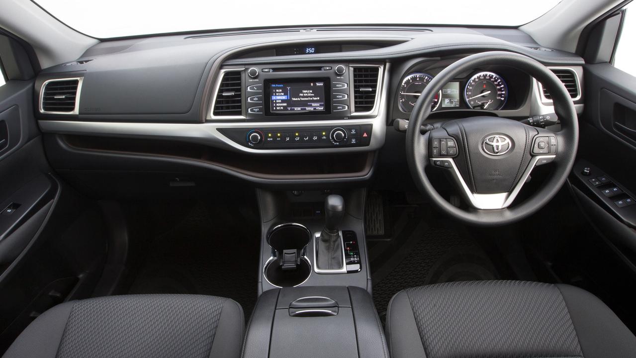 Toyota Kluger review: price, features, engine, safety, warranty ...