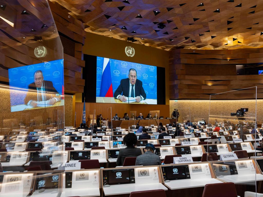 Stunning moment UN diplomats stage mass walkout on Russian foreign ...