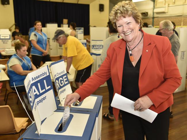 Casting her vote for the last time as the sitting MP in 2015. Picture: Martin Lange