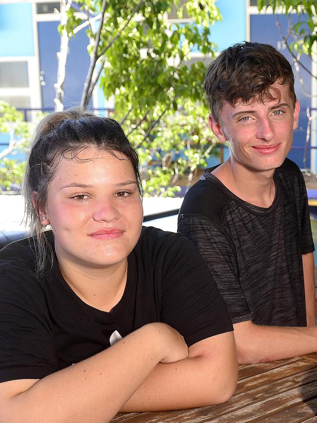 Johana Roos and Cian Howarth are backpacking at Townsville's Reef Lodge Backpackers. PICTURE: MATT TAYLOR.