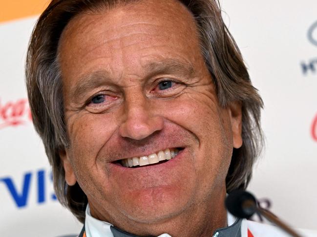 Nigeria's coach Randy Waldrum (L) takes part in a press conference in Melbourne on July 20, 2023, on the eve of the Women's World Cup football match between Canada and Nigeria. (Photo by William WEST / AFP)