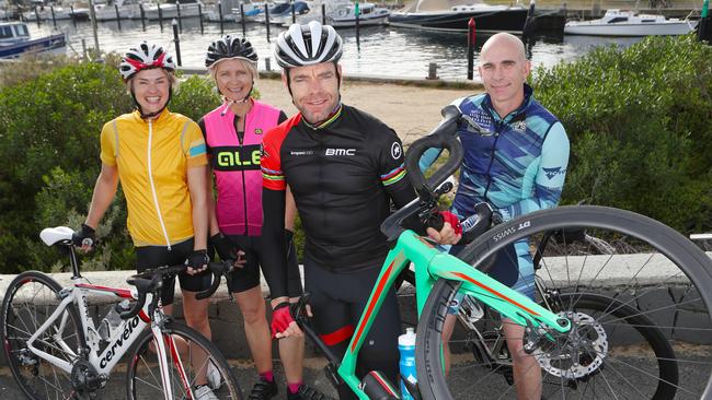 Cadel Evans meets with riders Susan Horn, Wendy Strooper and Oliver Hornin 2017. Picture: David Crosling