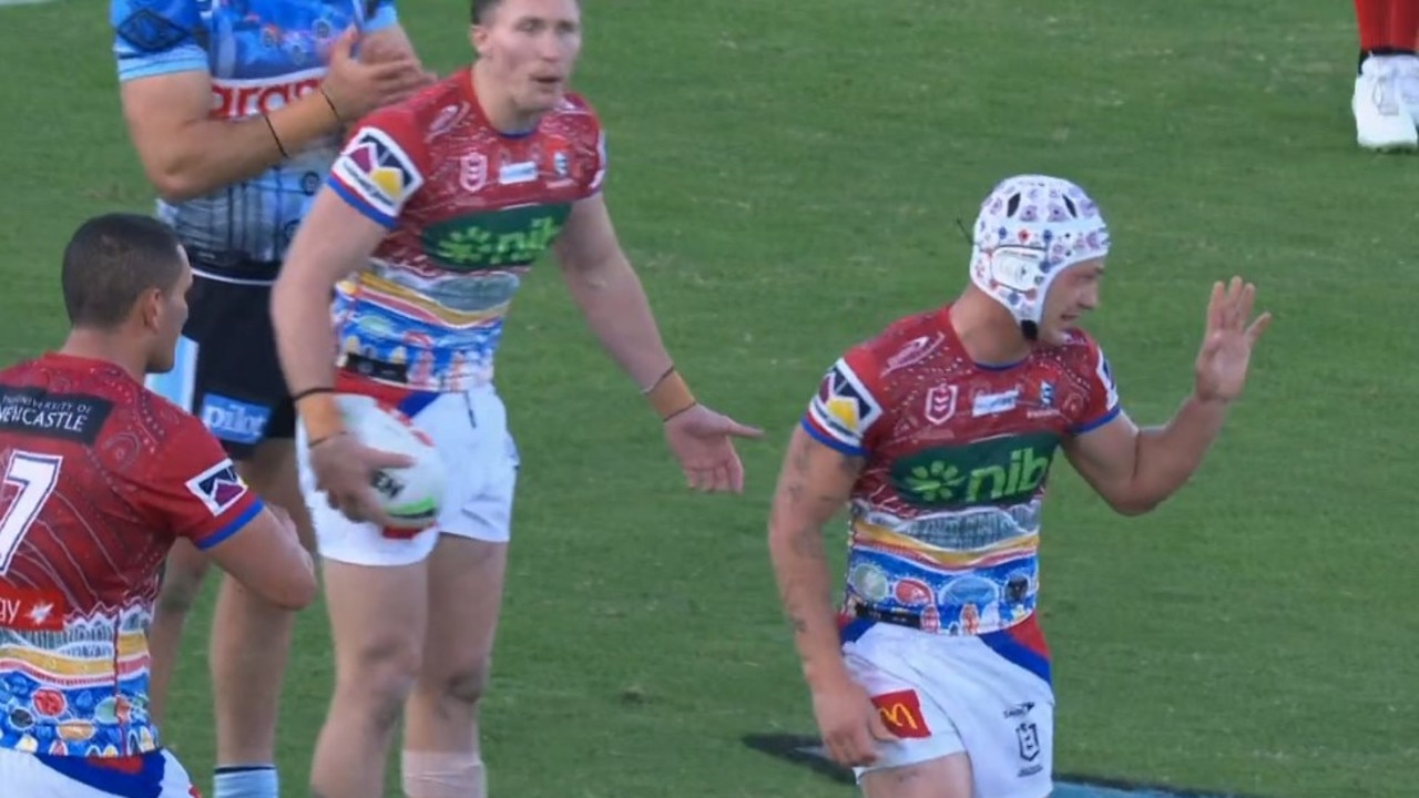 Ponga's teammates were blowing up. Photo: Fox Sports