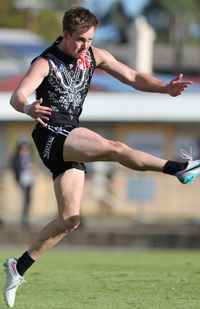 Cody Szust has brought plenty of pace to the Nightcliff offence. Picture: SANFL Image/David Mariuz)