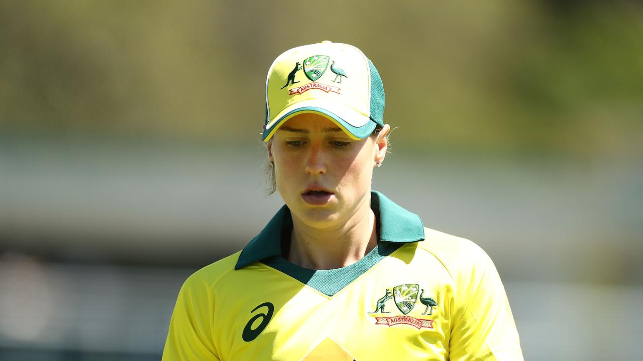 Ellyse Perry will break new ground in Australian cricket this weekend when she becomes the first male or female from the country to play their 100th Twenty20 international.