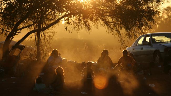 Traditional owners in the Pilbara region are urging mining companies to minimise contact to prevent coronavirus transmission.