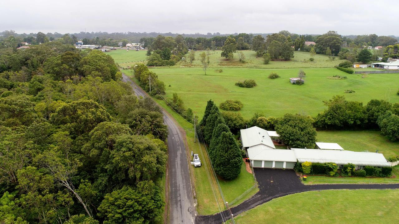 Derriwong Road in Dural, near where a caravan was found that apparently contained explosives and anti-Semitic material. Picture: NewsWire Damian Shaw