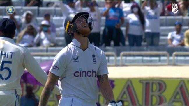 Ben Stokes WALKES after LBW