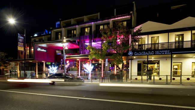 Gambaro Hotel on Caxton Street, will reduce its licensed hours so they will not have to introduce ID scanners.