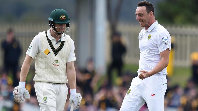 Adam Voges is dismissed by Kyle Abbott in the second Test.