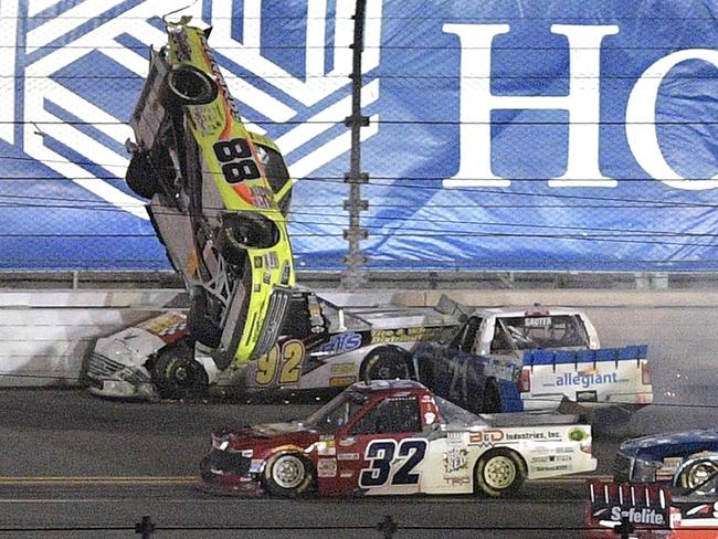 NASCAR Daytona Trucks crash video: Matt Crafton flips as Kaz Grala wins ...