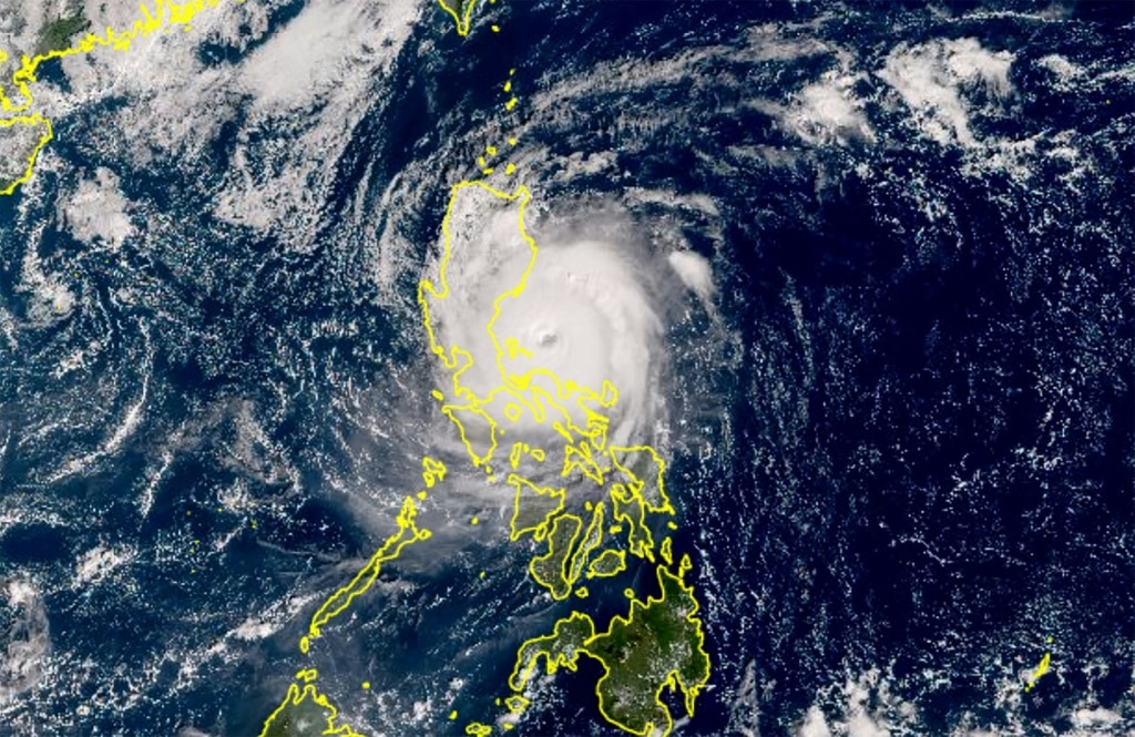 Typhoon Man-yi Weakens As It Crosses Philippines’ Main Island | The ...