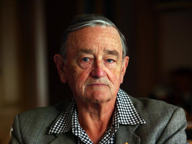 Former Victorian Police commissioner Kel Glare has come out against the current command's stance on terrorism.