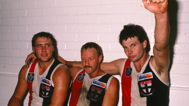 Frawley (right) and Tony Lockett (left) in the club rooms after a 1989 VFL match.