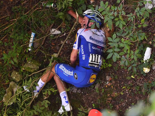 COMO, ITALY - AUGUST 15: Remco Evenepoel of Belgium and Team Deceuninck - Quick-Step / Crash / Injury / Abandon / during the 114th Il Lombardia 2020 a 231km race from Bergamo to Como / #ilombardia / @Il_Lombardia / on August 15, 2020 in Como, Italy. (Photo by Tim de Waele/Getty Images)