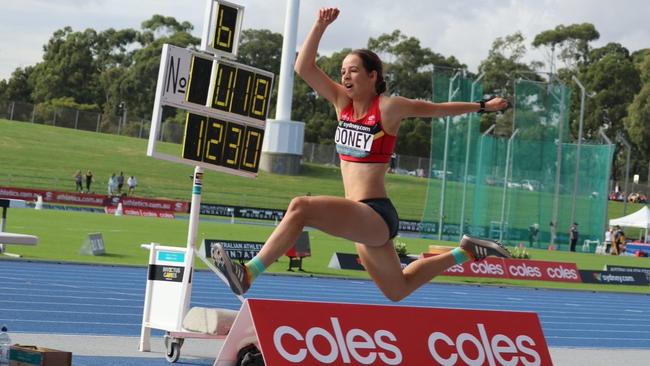 Lucy Doney in action at the 2019 Australian Athletics Championships. Picture: Matt Axford, Athletics SA