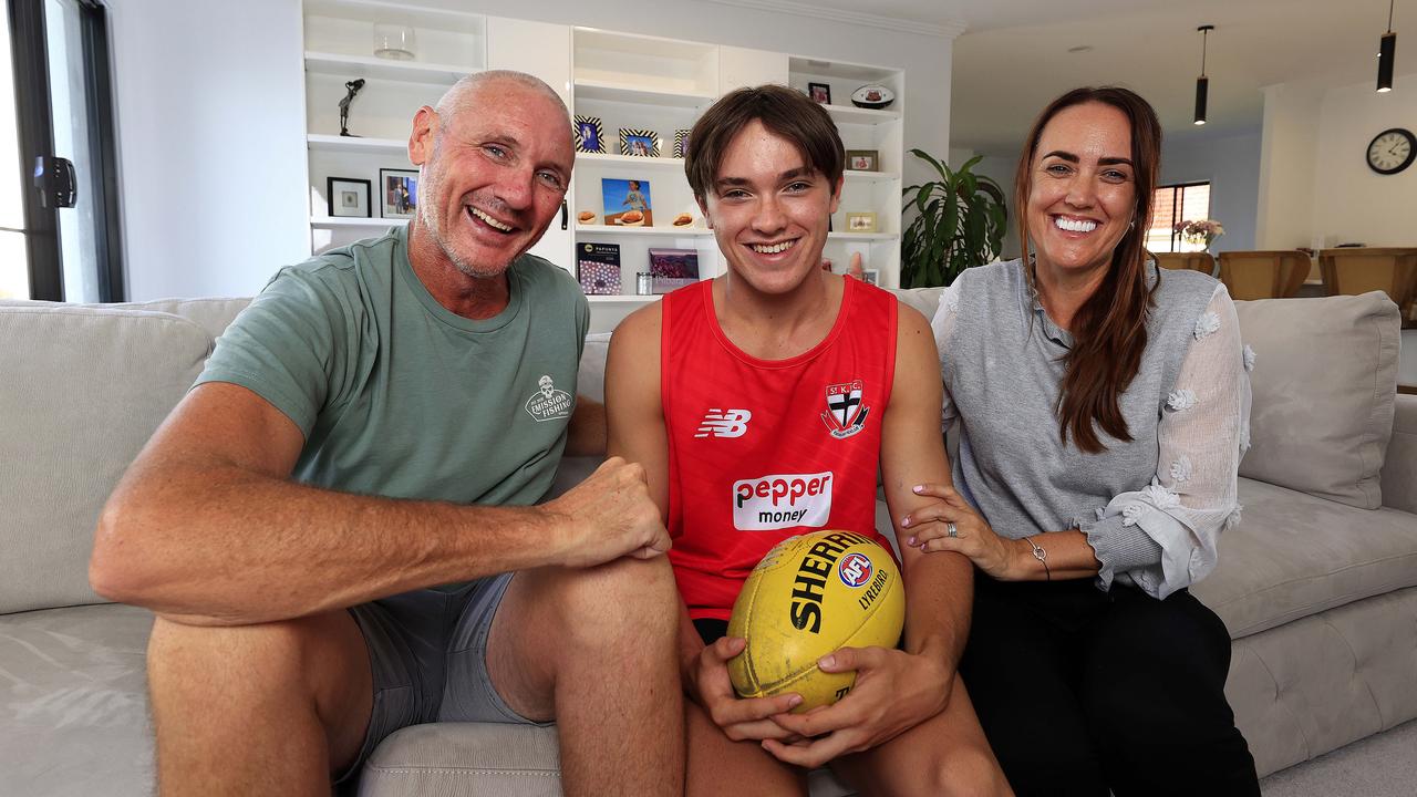 Peter Everitt with wife Sheree and son Boston.