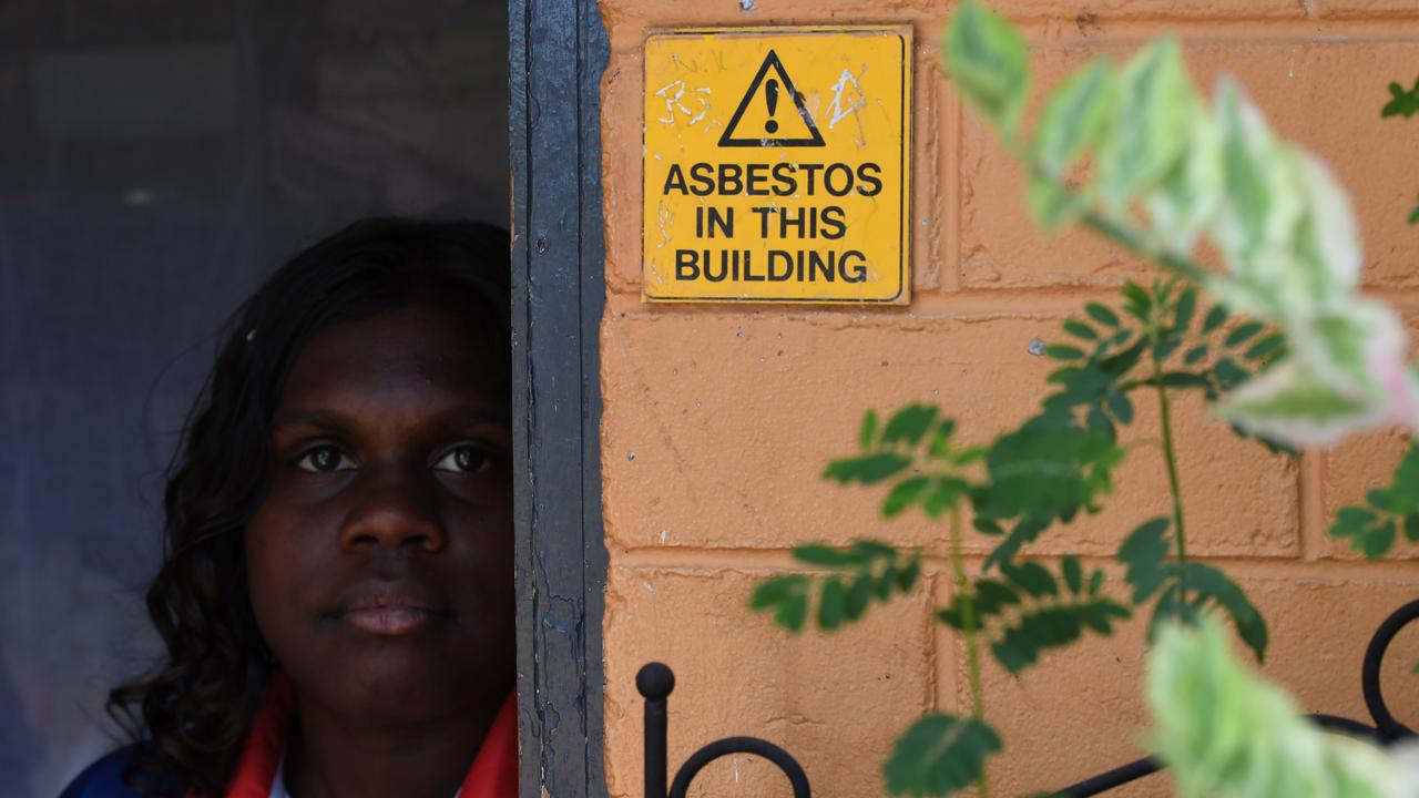 Larisa Lee's daughter in their asbestos filled home. Picture: (A)manda Parkinson