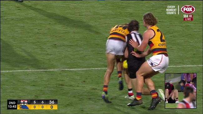 The collision between David Mackay and Hunter Clark on Saturday night. Picture: Fox Footy