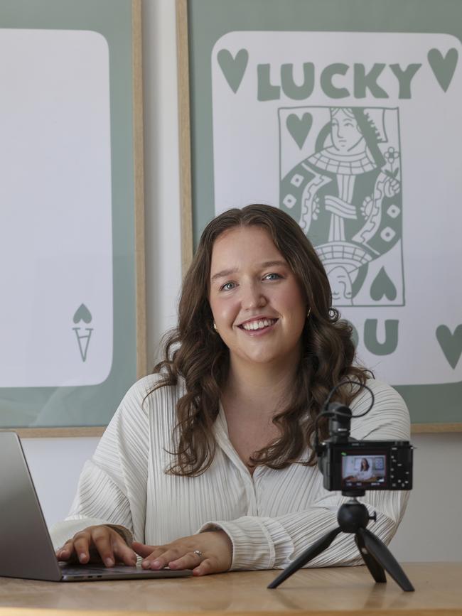 Ella Maegraith shares money tips with her tens of thousands of followers online. Picture: Brett Hartwig