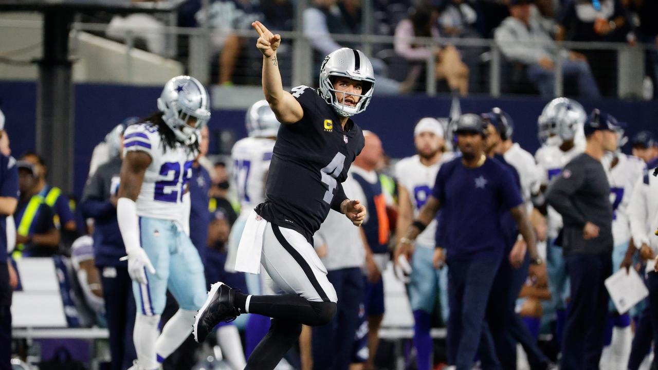 Derek Carr led the Raiders to a clutch overtime win.