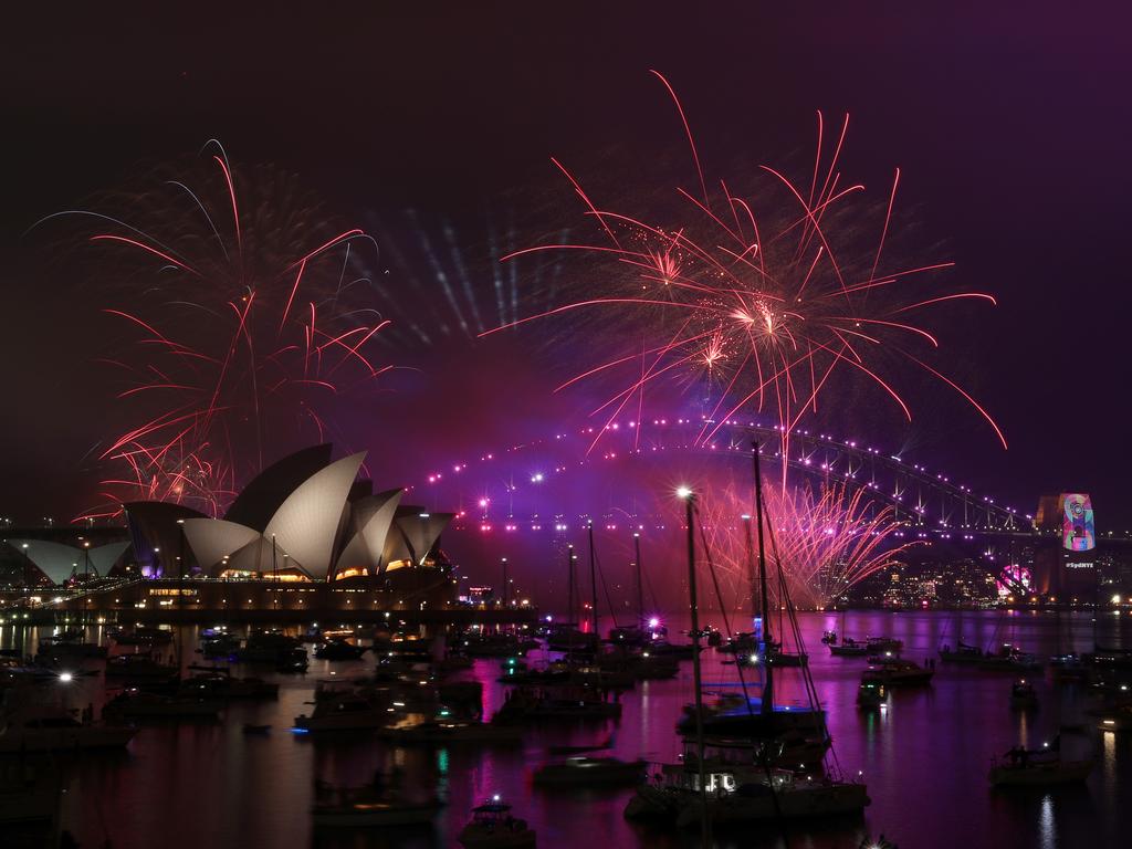 New Year's Eve 9pm fireworks over Sydney Harbour as seen from Mrs Macquarie's Chair. Picture: Jonathan Ng