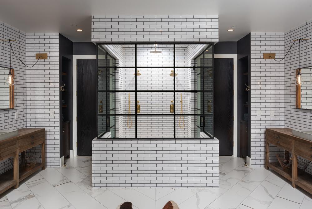 That’s a statement double shower. Picture: Cameron Carothers for Compass