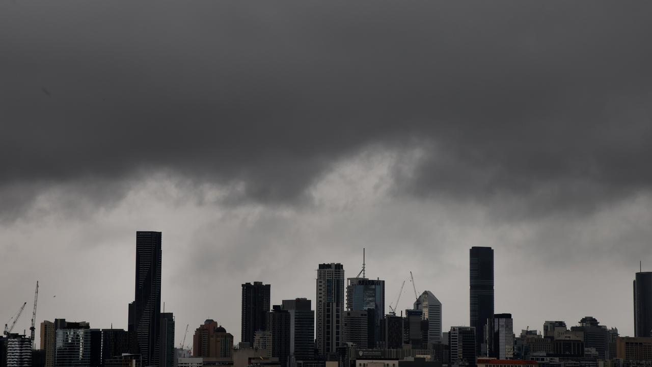 The storm front about to hit Brisbane from Eildon Hill Reservoir lookout. Picture: David Clark