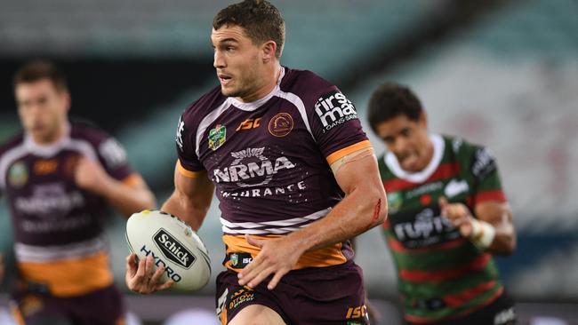 Corey Oates makes a break. (AAP Image/Brendan Esposito)