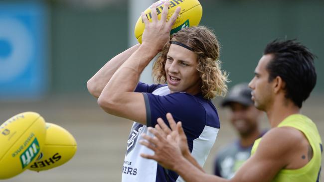 Nathan Fyfe must be looked at as a SuperCoach captain for this week. Picture: Daniel Wilkins