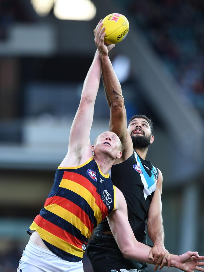 Port ruckman Paddy Ryder up against his old adversary, Crows ruckman Sam Jacobs. Picture: Mark Brake/Getty Images