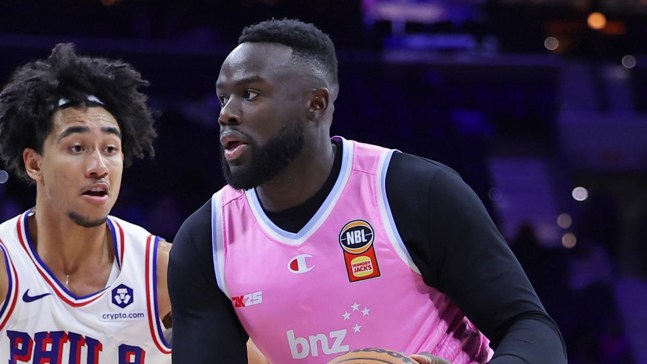 NBL Late Mail: Cotton’s gruesome rib injury, NZ cheapie in doubt