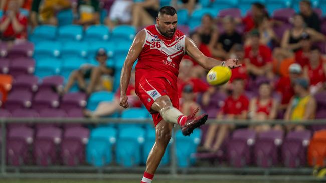 Arnold Kirby in the Waratah vs Nightcliff Tigers 2023-24 NTFL men's qualifying final. Picture: Pema Tamang Pakhrin