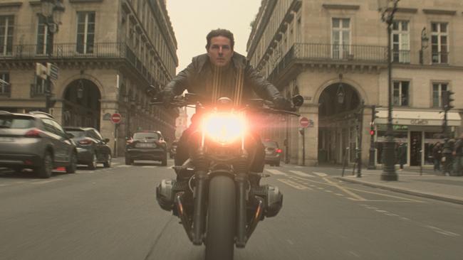 Cruise races through Paris in a scene from Mission: Impossible — Fallout.