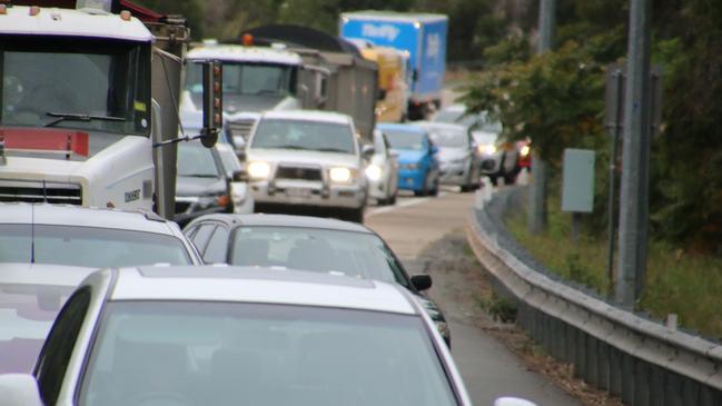 EXIT 49 Photographs taken by Coomera MP Michael Crandon on off ramps crowding on the northern end of the Pacific Motorway at peak hour