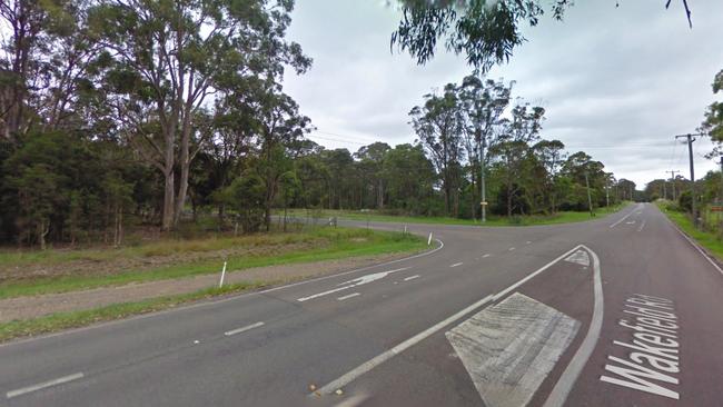 The intersection of Wakefield Road and The Broadway.