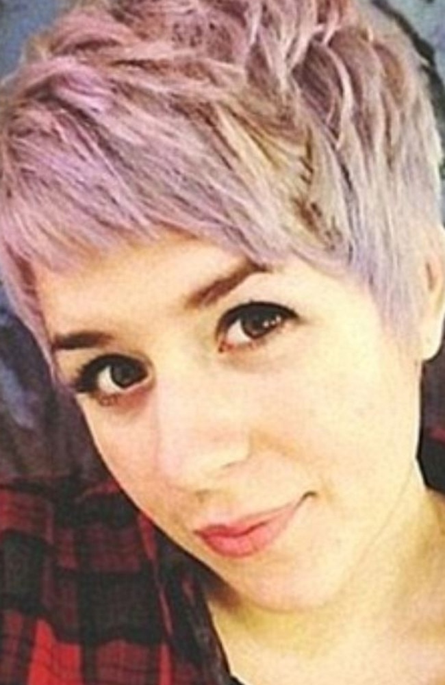 Bella is no longer rocking a cropped pixie ‘do. Picture: Instagram.