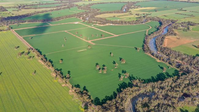 John and Margaret Thorp have sold their irrigated mixed farm, Loughrae at Barmah