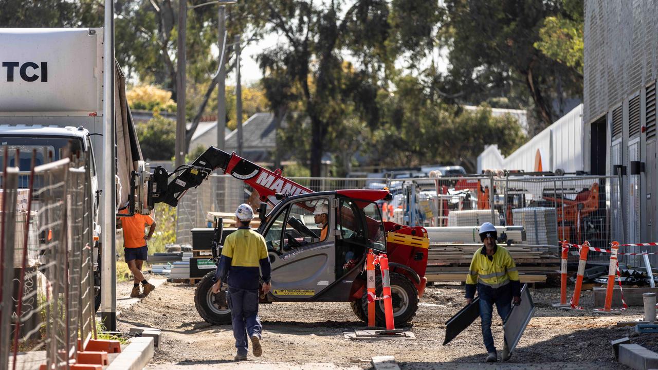 Data suggests Australia does not have enough tradies to build 1.2 million homes in just five years. Picture: NCA NewsWire / Diego Fedele