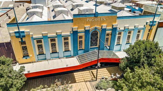 The heritage-listed Pigotts building on Ruthven Street, which used to house Amart furniture store, has hit the market through Colliers International.