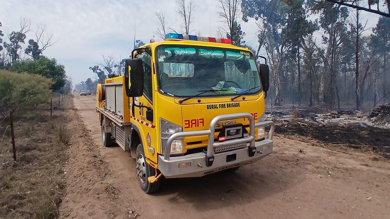 Queensland rural fire crews were in action at Cambridge Crossing Rd for the past four days.