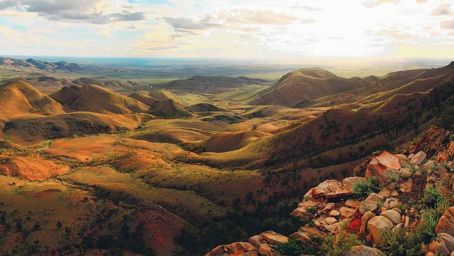 Fossil finds in South Australia’s Ediacara Hills could solve ‘Darwin’s ...