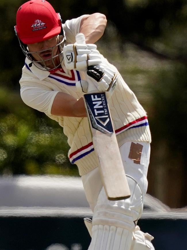 Daniel Sartori in action for Footscray.