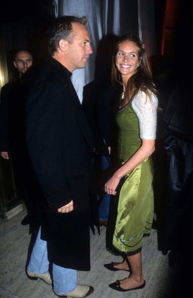 Kevin Costner and Elle Macpherson in 1998. Picture: Steve Eichner/Getty Images