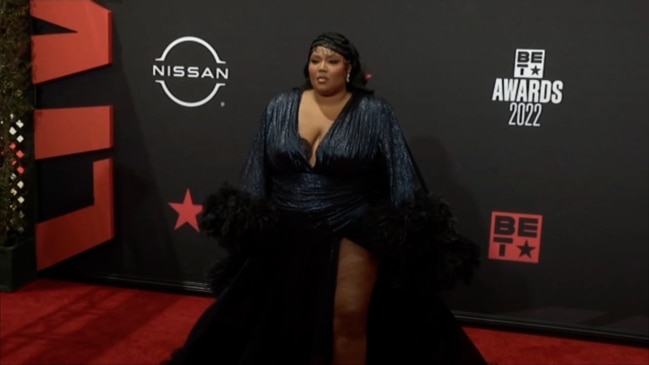 Lizzo Sued By Former Dancers For Alleged Sexual Harassment And Weight Shaming The Australian