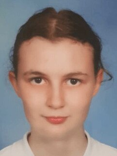 Yasmina Sims, 19, is missing from Mooroolbark.