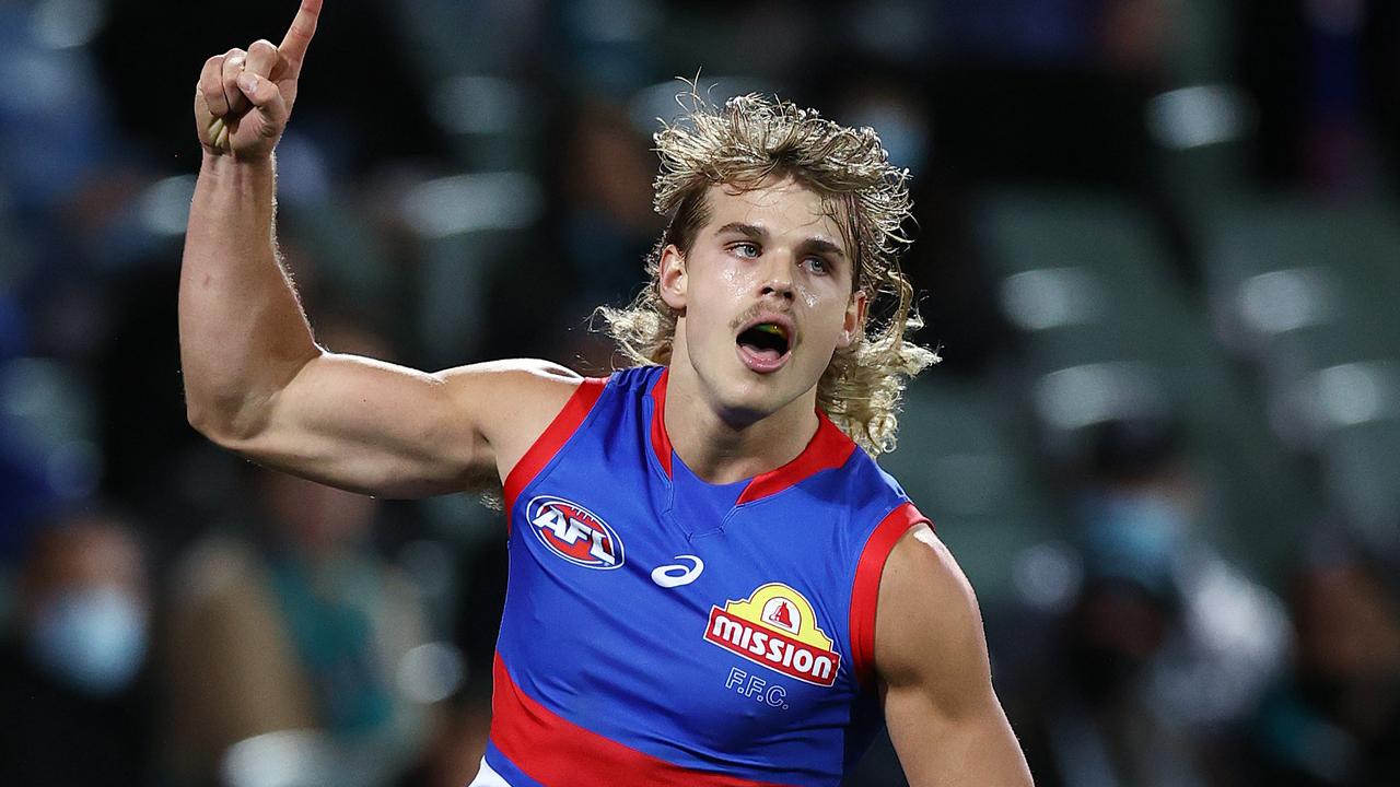 AFL news Bailey Smith linked with trade from Western Bulldogs amid