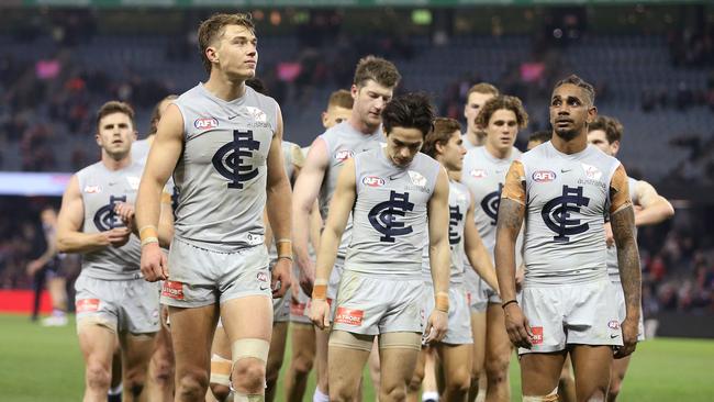 AFL Round 17. 13/07/2018. St Kilda v Carlton at Etihad Stadium. A disappointed Carlton outfit after tonights loss . Pic: Michael Klein